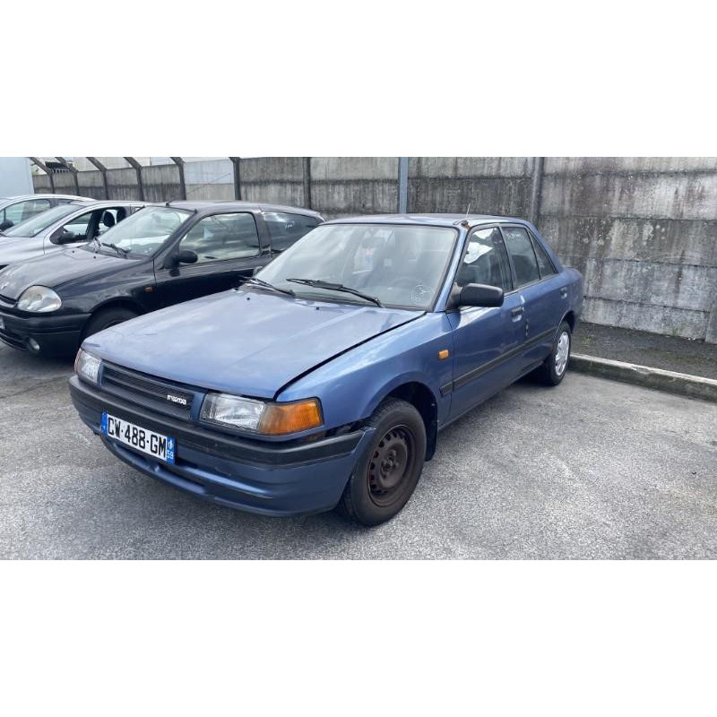 Optique avant secondaire droit (feux)(clignotant) MAZDA 323 4 Photo n°14