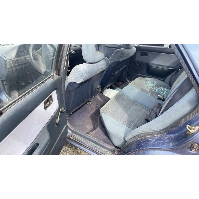 Optique avant secondaire droit (feux)(clignotant) MAZDA 323 4 Photo n°18