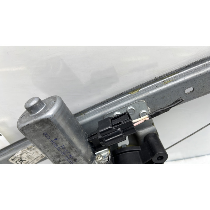 Leve vitre electrique arriere droit DACIA SANDERO 2 Photo n°6