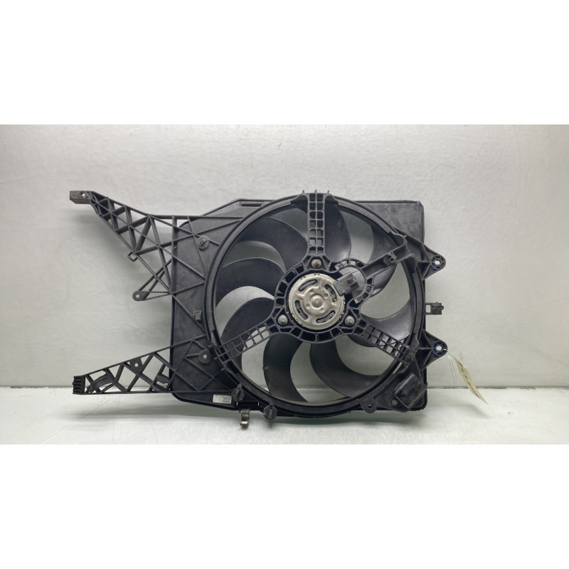 Moto ventilateur radiateur OPEL CORSA D Photo n°3