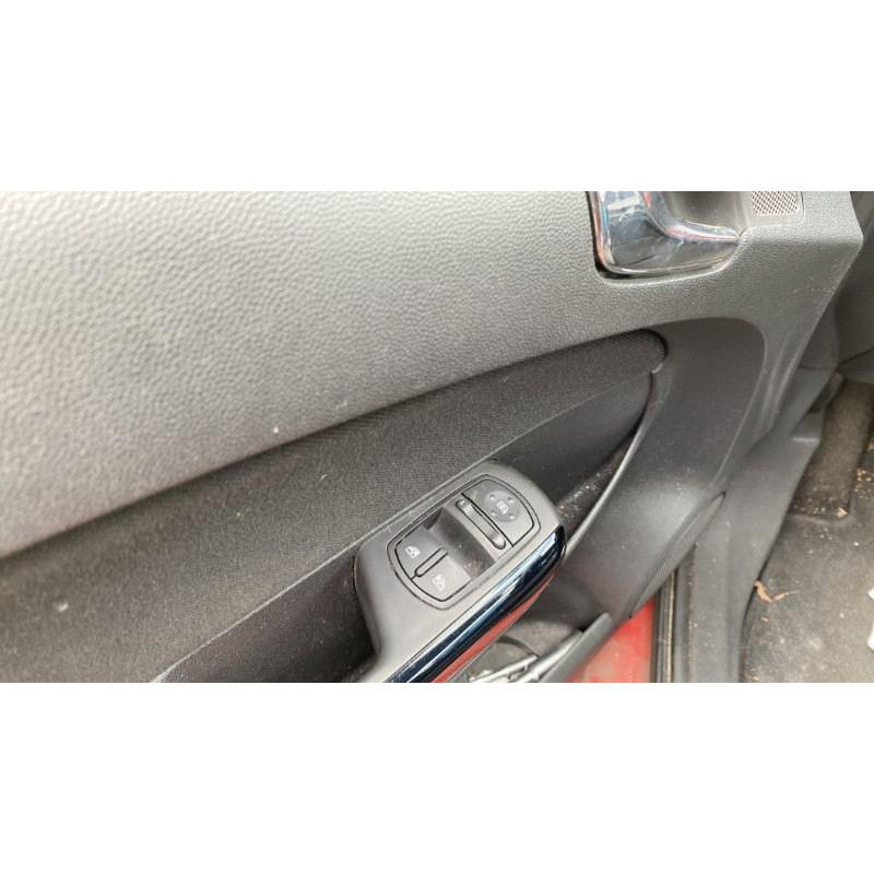 Moto ventilateur radiateur OPEL CORSA D Photo n°12
