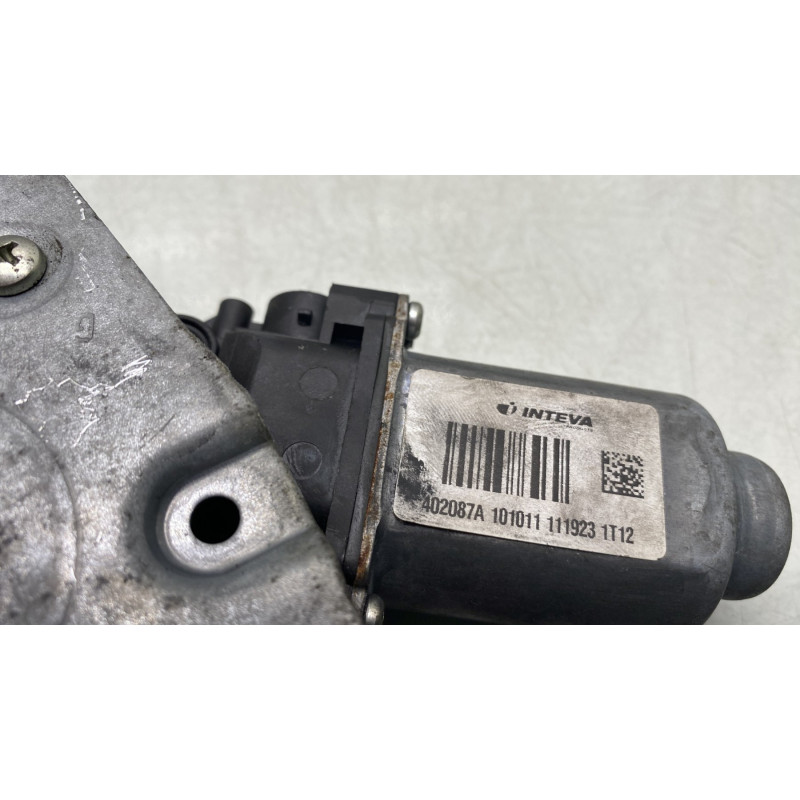 Leve vitre electrique avant gauche RENAULT KANGOO 2 Photo n°11