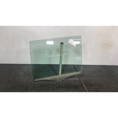 Vitre arriere gauche CITROEN C4 GRAND PICASSO 1 Photo n°1