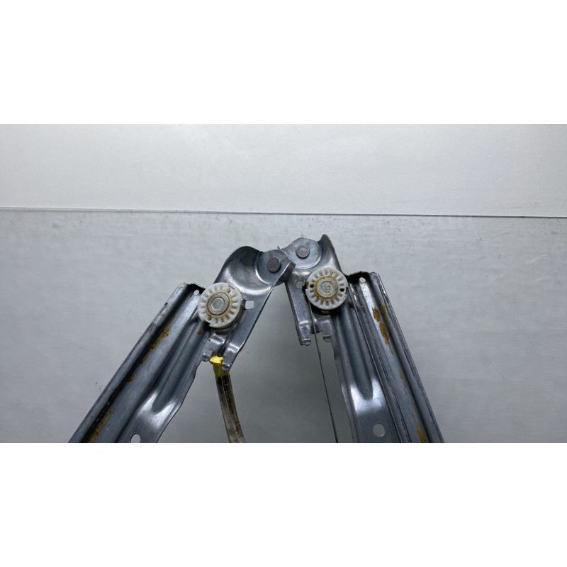 Leve vitre electrique avant gauche RENAULT SCENIC 4 Photo n°4