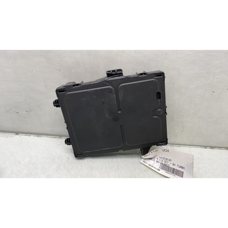 Boitier UCH RENAULT SCENIC 4 Photo n°6