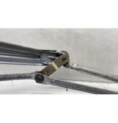 Moteur essuie glace avant RENAULT MEGANE 1
