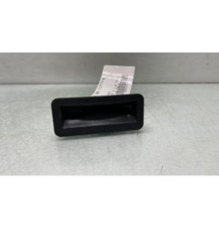 Bouton de coffre FORD FIESTA 6 Photo n°1