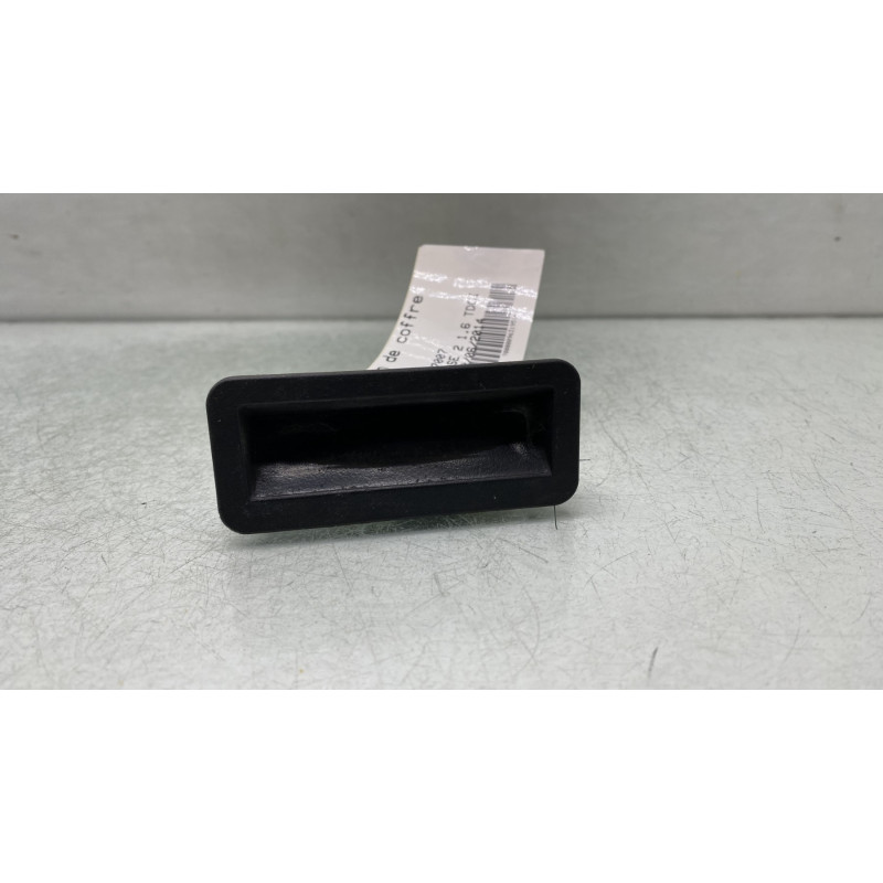 Bouton de coffre FORD FIESTA 6 Photo n°1