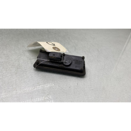 Bouton de coffre FORD FIESTA 6