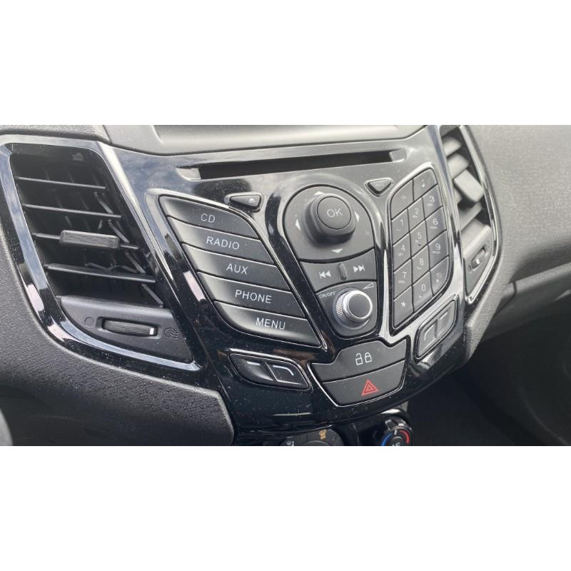 Bouton de coffre FORD FIESTA 6 Photo n°14
