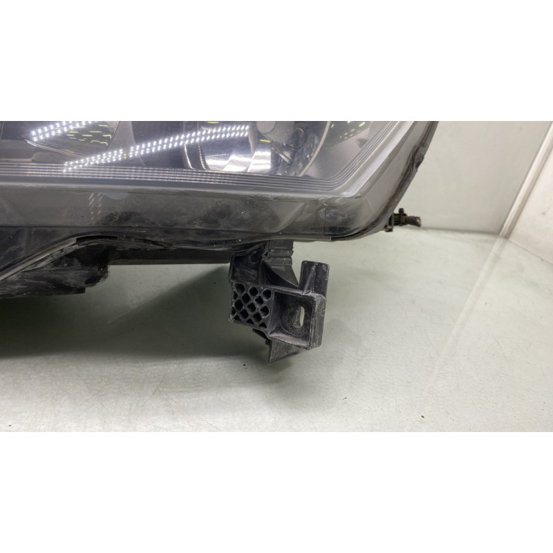 Optique avant principal gauche (feux)(phare) OPEL ZAFIRA B Photo n°2