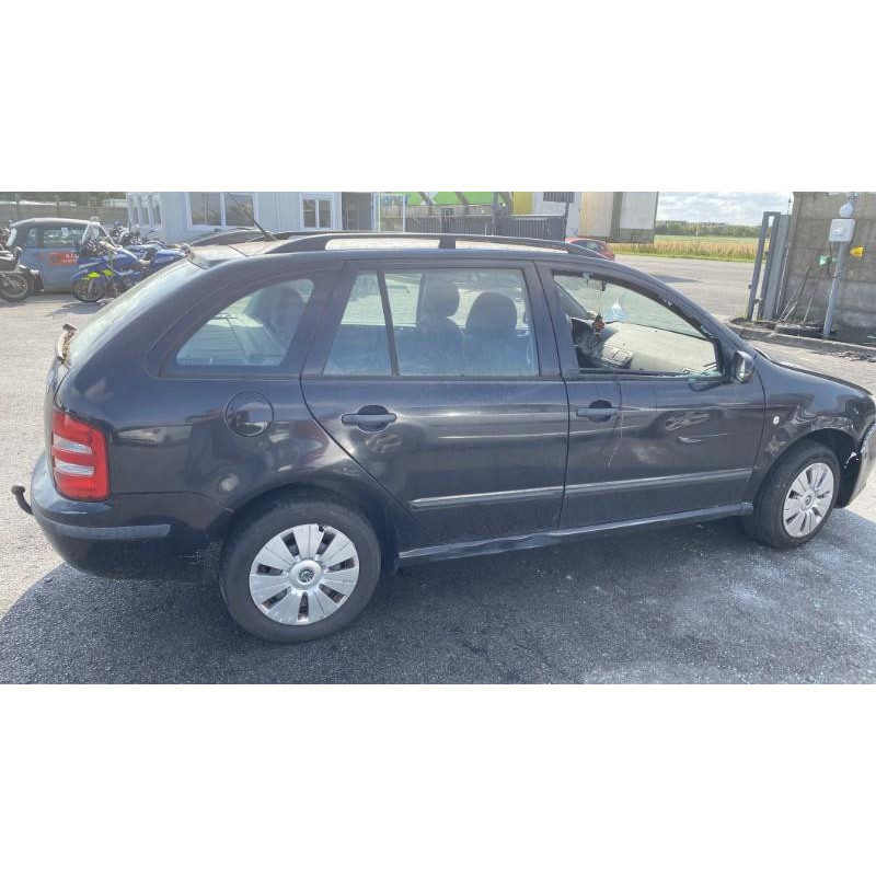 Feu arriere principal gauche (feux) SKODA FABIA 1 Photo n°5