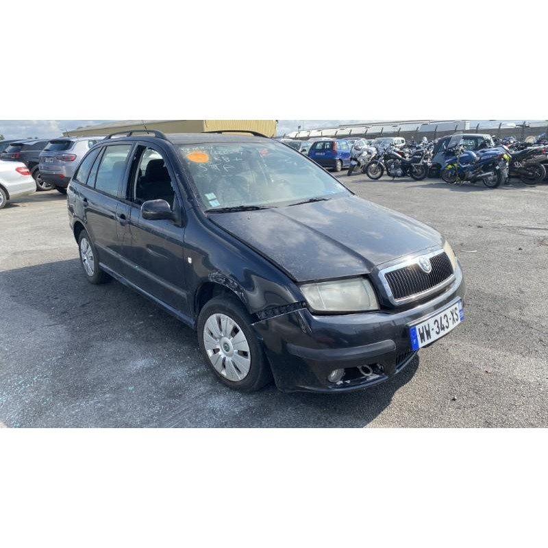 Feu arriere principal gauche (feux) SKODA FABIA 1 Photo n°10