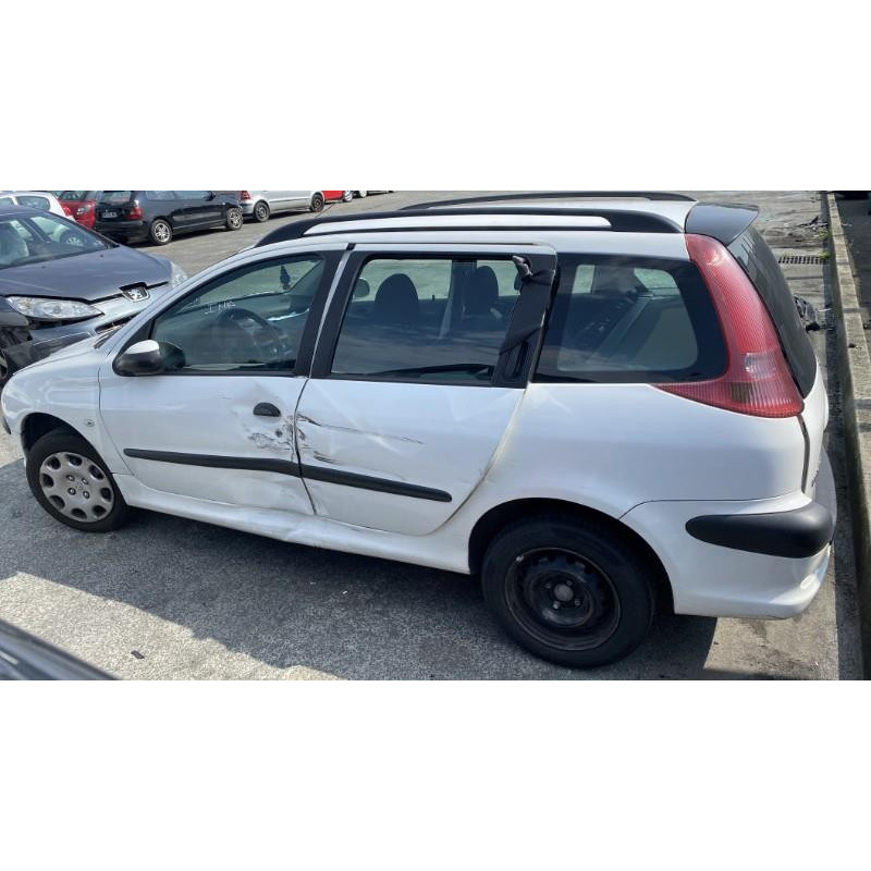 Verin de lunette arriere PEUGEOT 206 Photo n°11