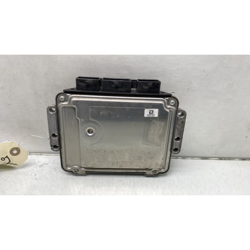 Calculateur moteur PEUGEOT 206 Photo n°4