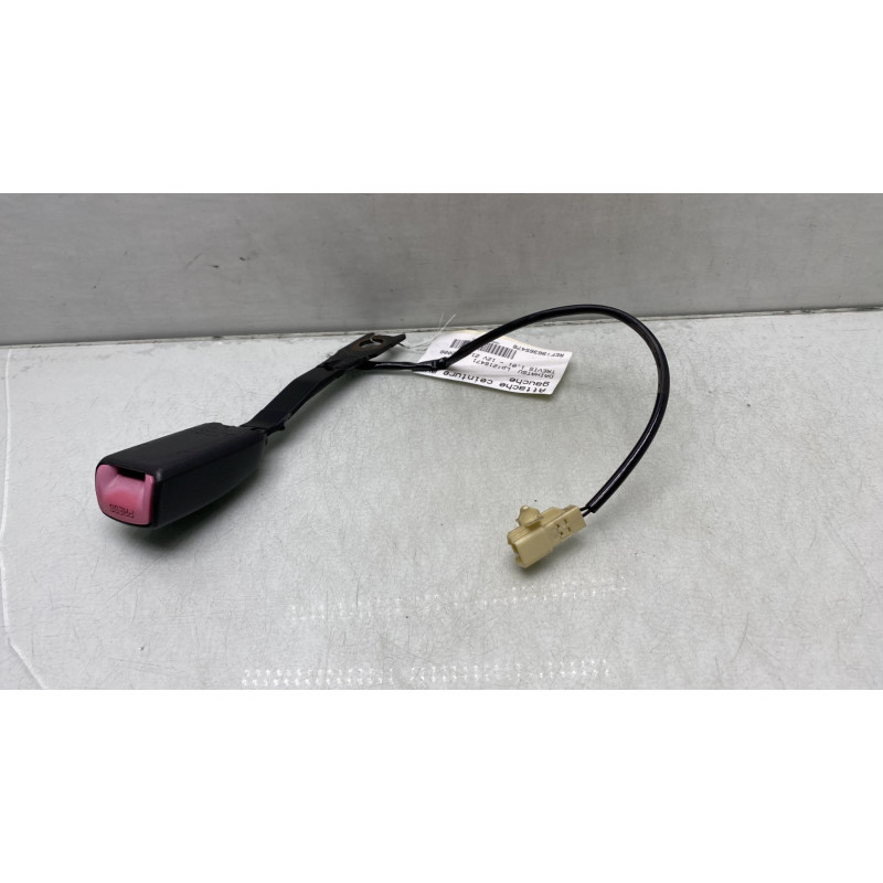 Attache ceinture avant gauche DAIHATSU TREVIS Photo n°4