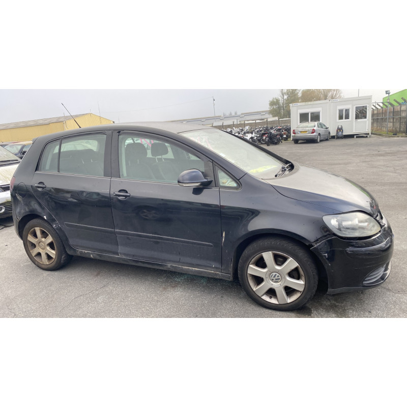 Feu arriere secondaire droit (feux) VOLKSWAGEN GOLF PLUS Photo n°10