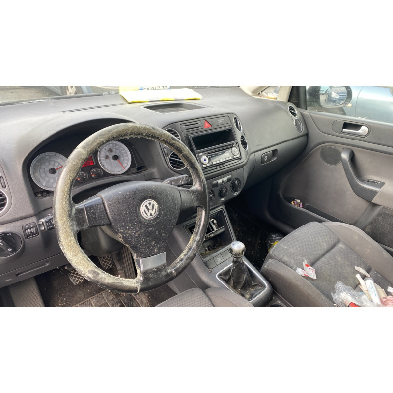 Feu arriere secondaire droit (feux) VOLKSWAGEN GOLF PLUS Photo n°16