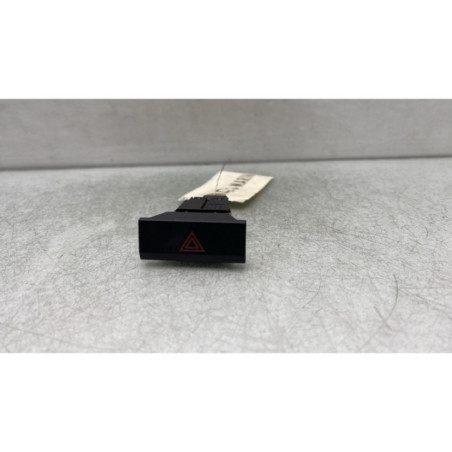 Bouton de warning SEAT LEON 3 Photo n°1