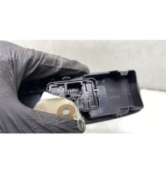 Interrupteur de leve vitre arriere droit RENAULT SCENIC 4