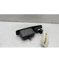 Interrupteur de leve vitre arriere gauche NISSAN QASHQAI 1