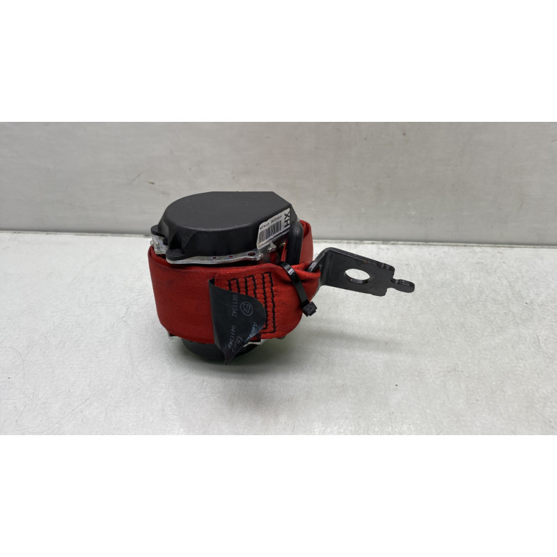 Ceinture arriere droit RENAULT CLIO 4 Photo n°1