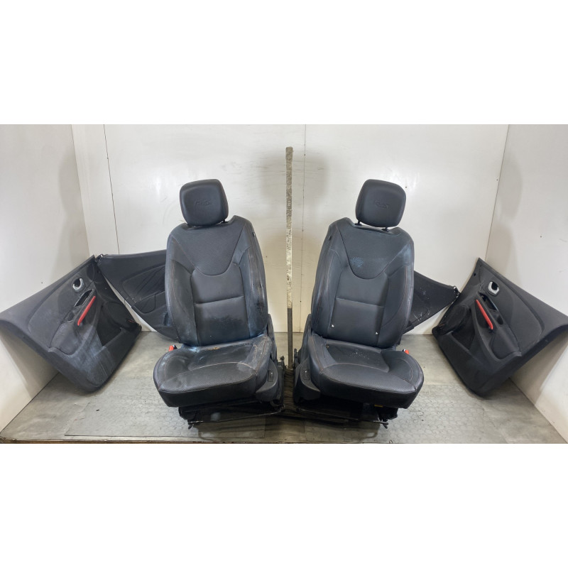 Interieur complet RENAULT CLIO 4 Photo n°1