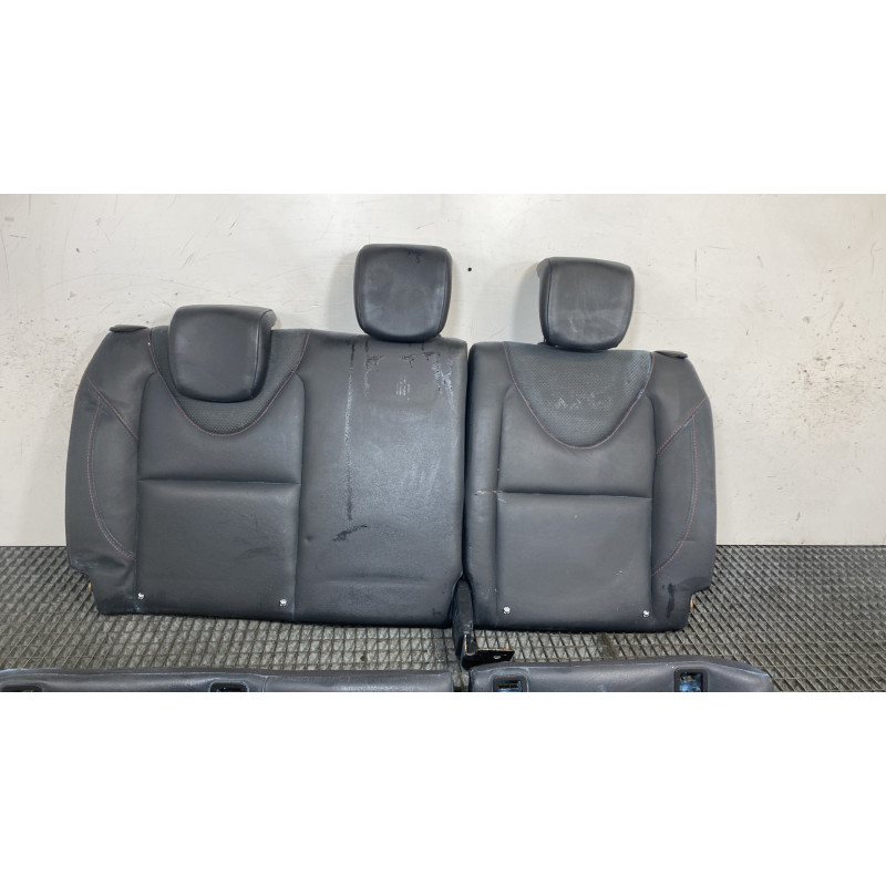 Interieur complet RENAULT CLIO 4 Photo n°4