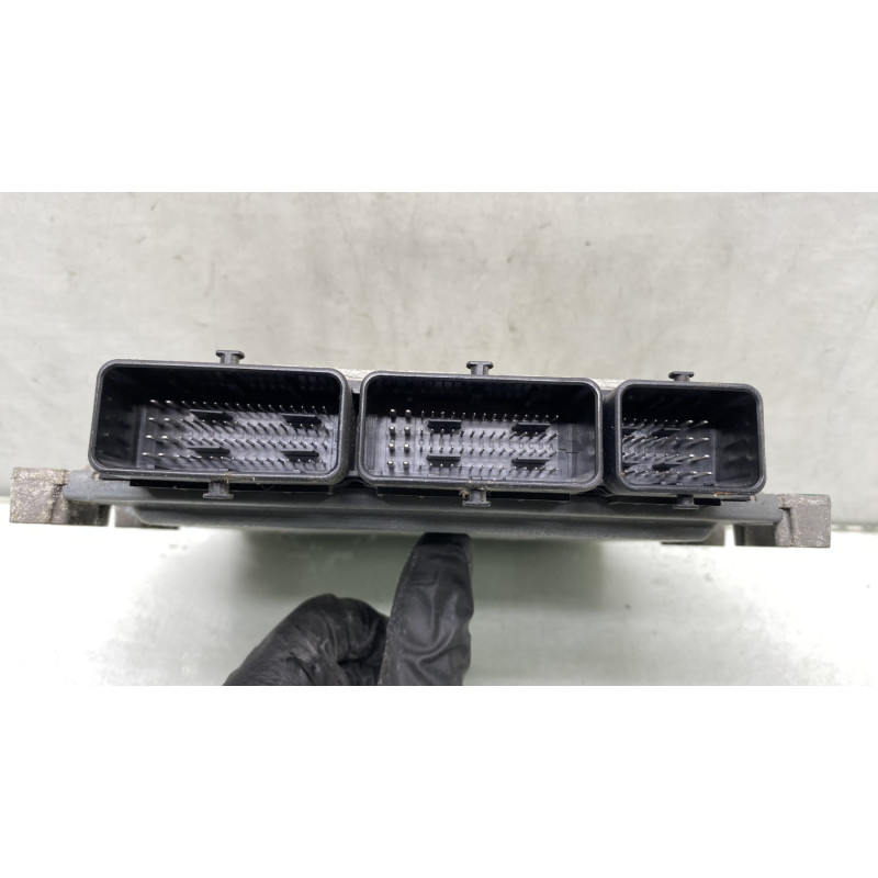 Calculateur moteur RENAULT CLIO 4 Photo n°3