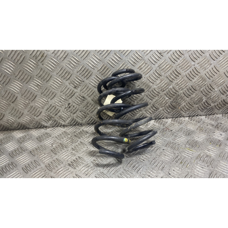 Ressort de suspension arriere droit RENAULT CLIO 4 Photo n°3
