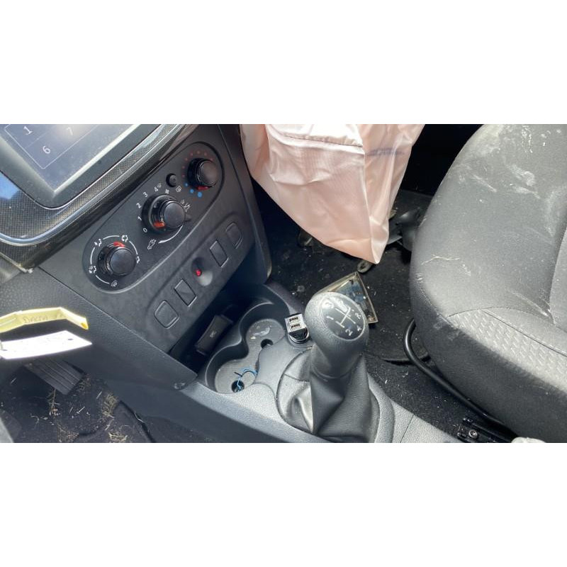 Volant DACIA SANDERO 2 Photo n°14