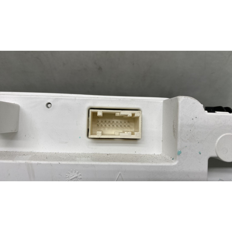 Compteur PEUGEOT 308 2 SW Photo n°3