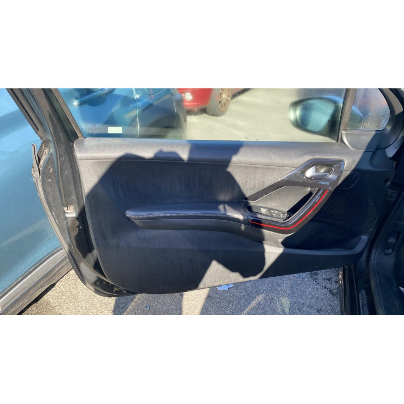 Vitre avant droit PEUGEOT 208 1 Photo n°13