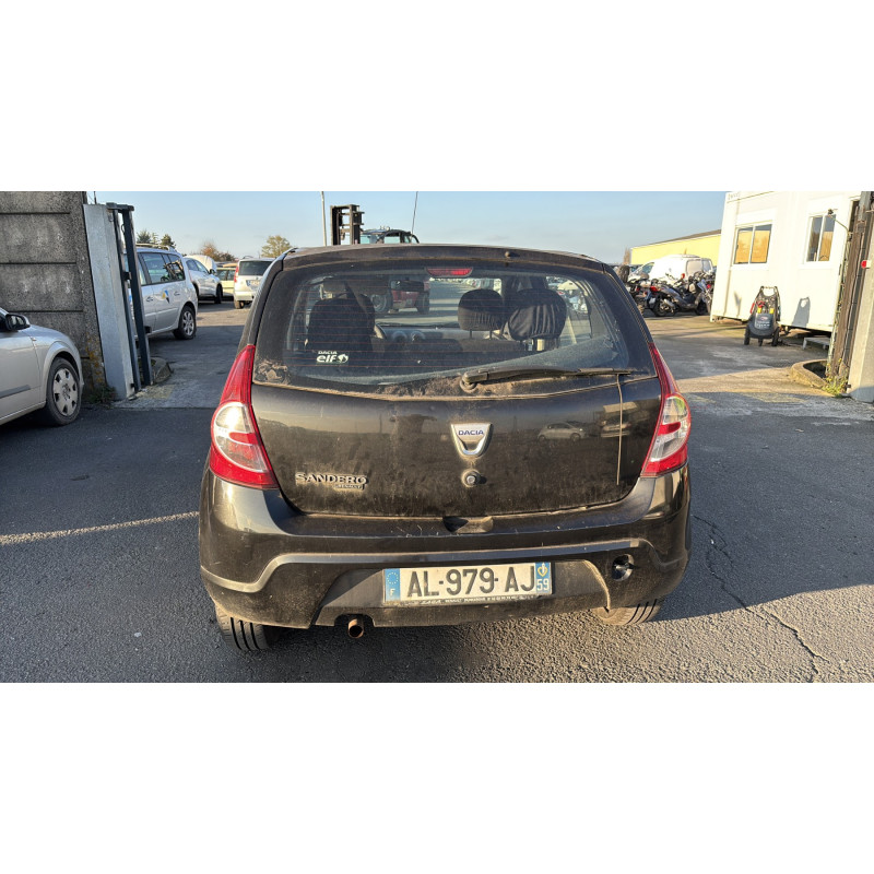 Calandre DACIA SANDERO 1 Photo n°9