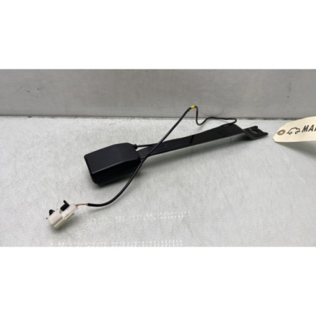 Attache ceinture avant gauche NISSAN QASHQAI 1