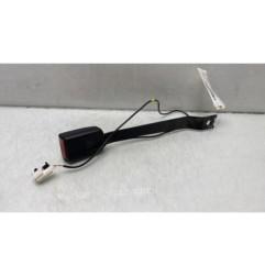 Attache ceinture avant gauche NISSAN QASHQAI 1
