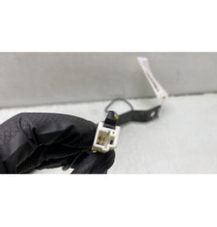 Attache ceinture avant gauche NISSAN QASHQAI 1