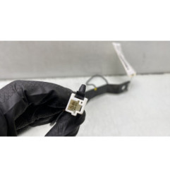 Attache ceinture avant gauche NISSAN QASHQAI 1