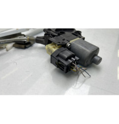 Leve vitre electrique avant droit FORD FIESTA 6