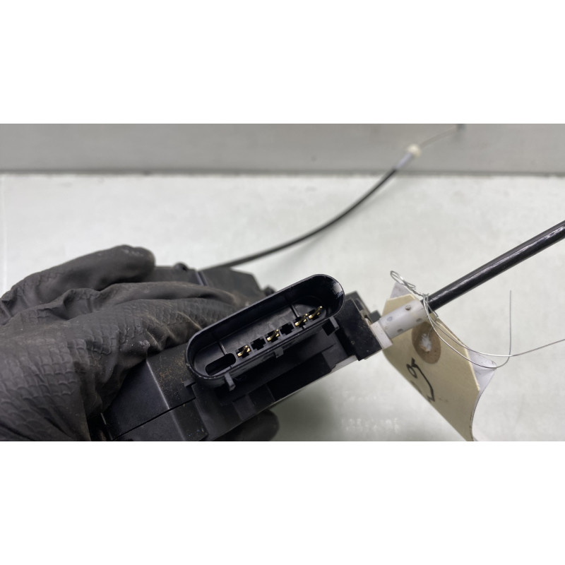 Serrure avant droit FORD FIESTA 6 Photo n°4