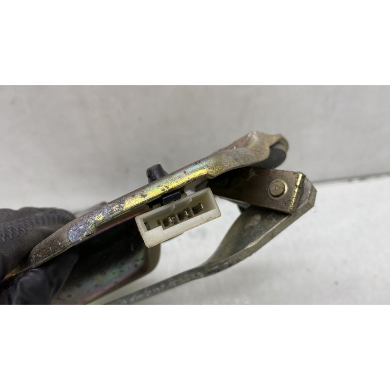 Moteur essuie glace arriere RENAULT R19 Photo n°3