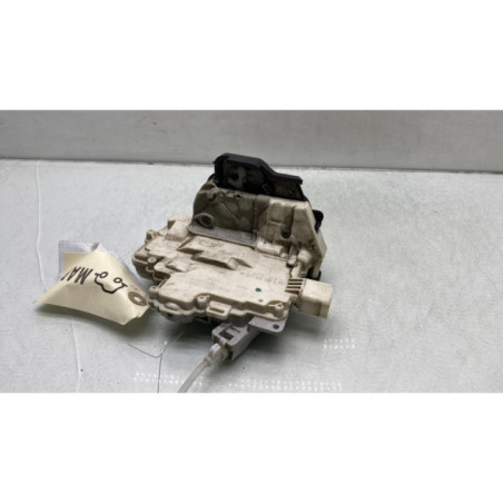 Serrure arriere gauche AUDI A4 2