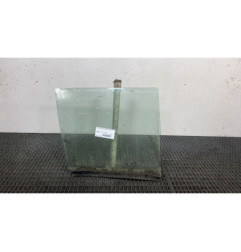 Vitre arriere droit RENAULT SUPER 5 Photo n°1