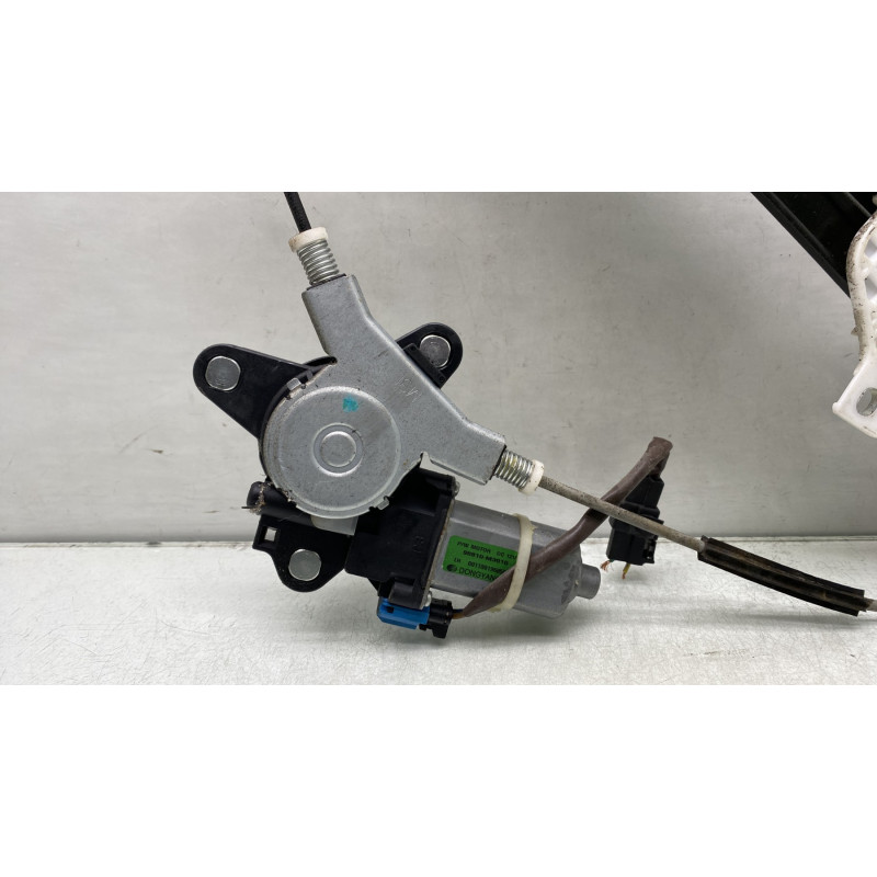 Leve vitre electrique avant gauche CHEVROLET SPARK Photo n°5