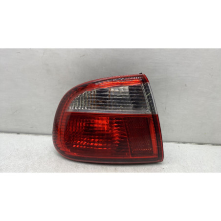 Feu arriere principal gauche (feux) SEAT TOLEDO 2 Photo n°1