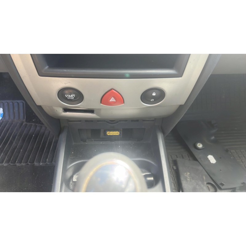 Boitier UCH RENAULT MEGANE 2 Photo n°13