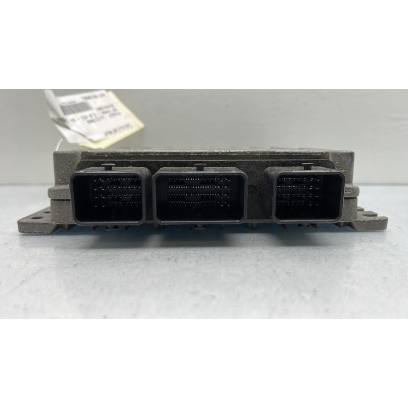 Calculateur moteur PEUGEOT 307 Photo n°3