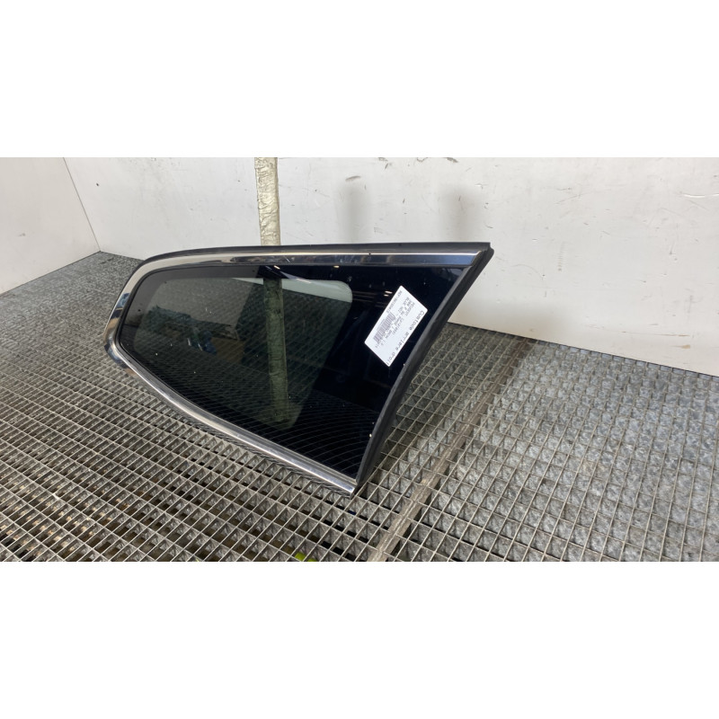Custode arriere droit PEUGEOT 308 2 SW Photo n°3