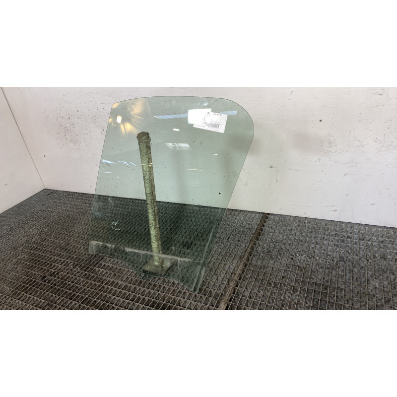 Vitre avant gauche RENAULT TRAFIC 3 COURT Photo n°5
