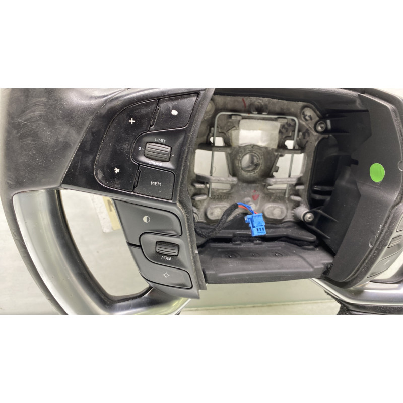 Volant CITROEN C4 PICASSO 2 Photo n°2